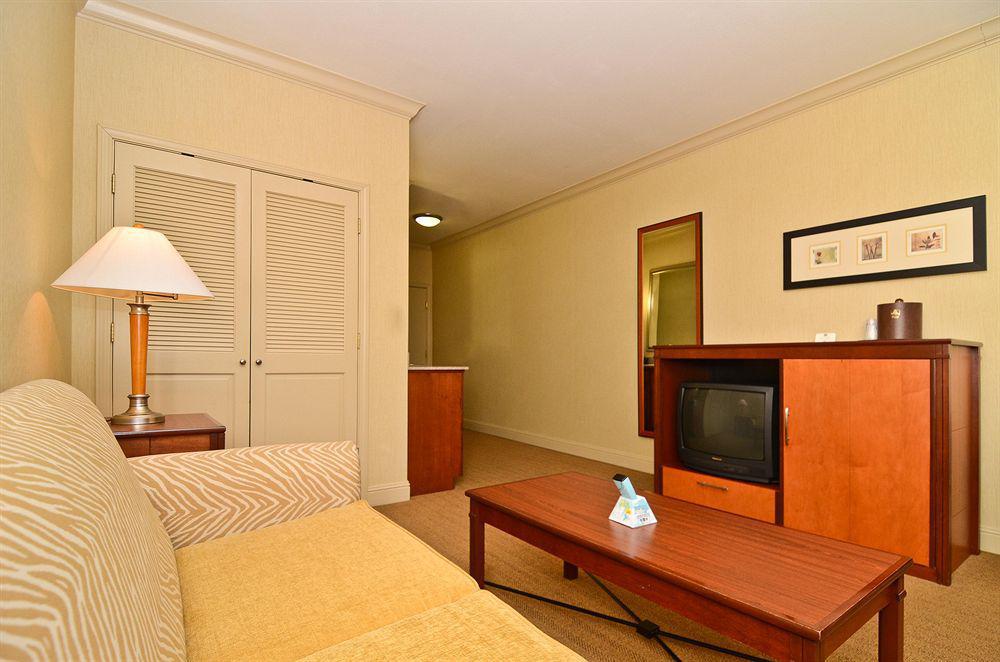 Best Western Plus All Suites Inn Santa Cruz Rom bilde